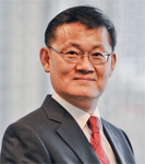 ADB chief economist Jong-Wha Lee